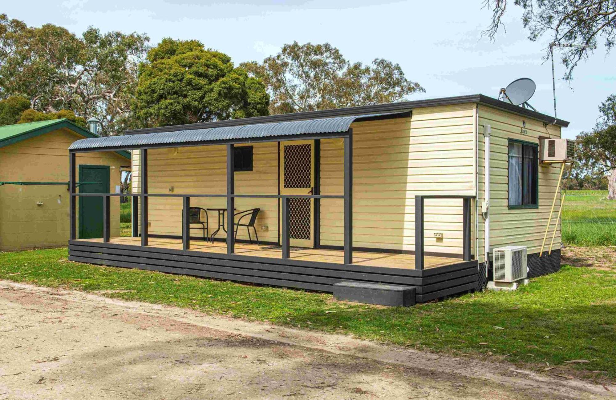 Penola Coonawarra Caravan Park Exterior photo