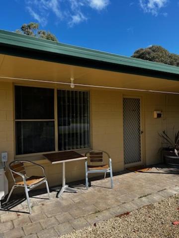 Penola Coonawarra Caravan Park Exterior photo